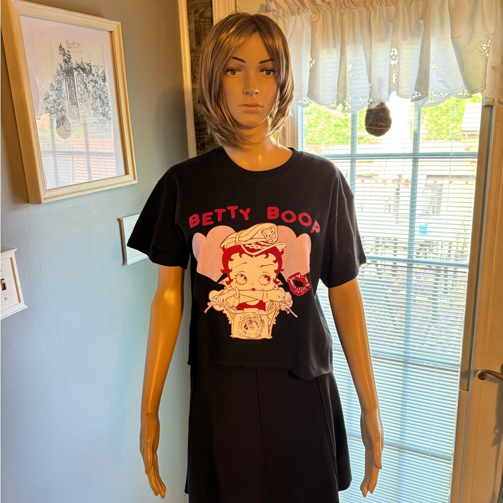 Brisco Betty‎ Boop T-Shirt SZ MED NWT